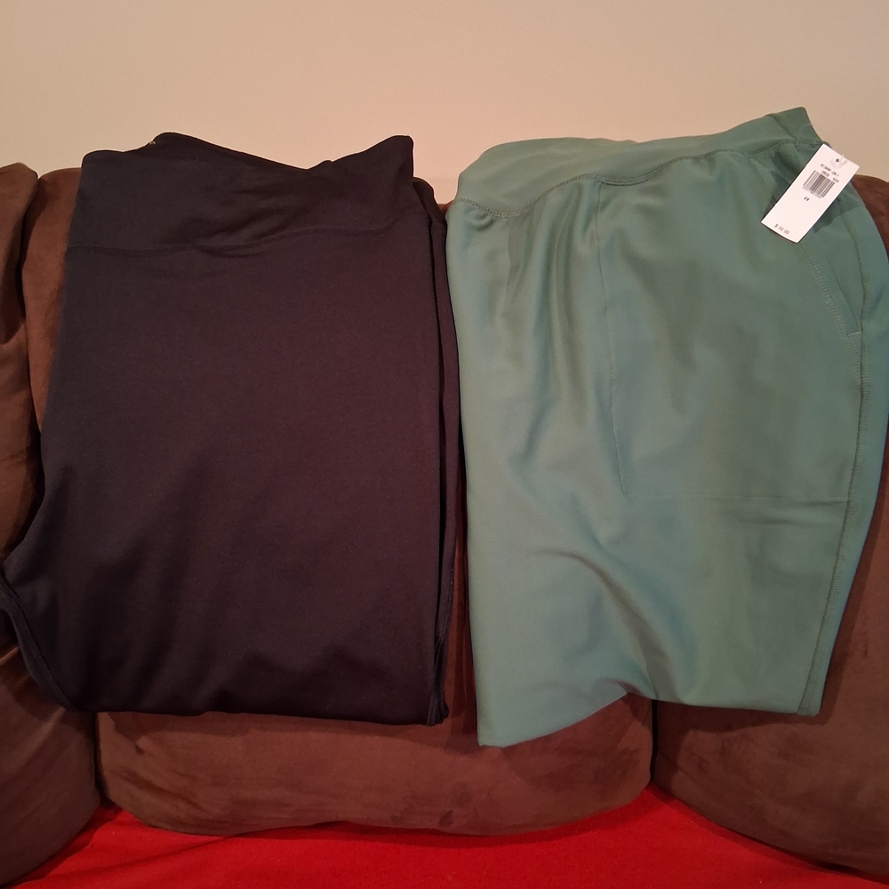 Old Navy Black and Green Pants Duo